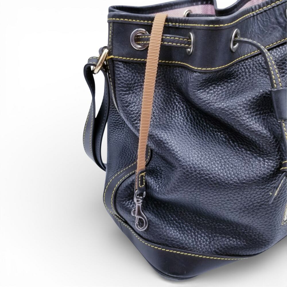 DOONEY & BOURKE Pebble Grain Drawstring All Weather Leather Black/Black J5725298 - Picture 7 of 14